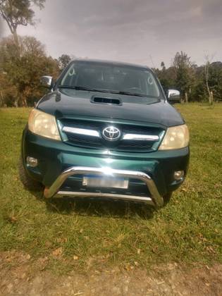 TOYOTA HILUX 2.5 4X2 CD 16V DIESEL 4P MANUAL
